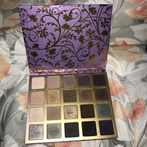 Tarte Amazonian Clay eyeshadow palette